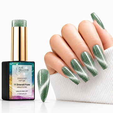 Emerald Pulse Gel Polish – Cat Eye with magnetic shimmer swatch, and matching manicure for HEMA and TPO free salon nails