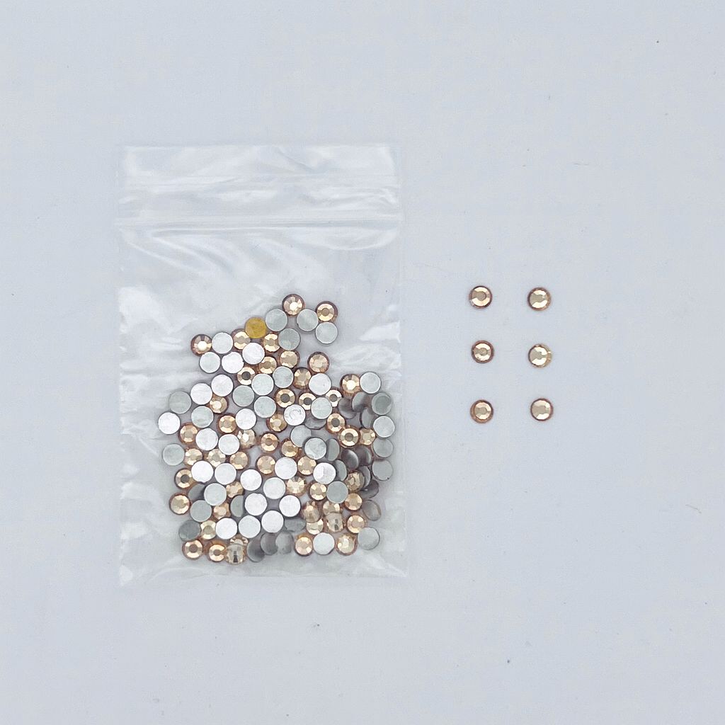 Gold round nail art rhinestones — 2.9 mm (R15) — zip bag with sample pieces