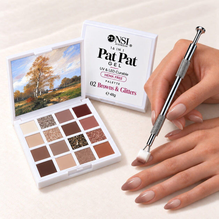 Pat Pat Gel Palette 16 colours 02 Browns & Glitters kit: claw tool and cube sponge patting brown ombre onto almond nails