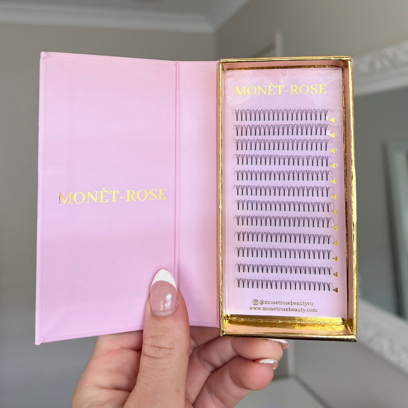 Eyelash Extension Products &amp; Trainings